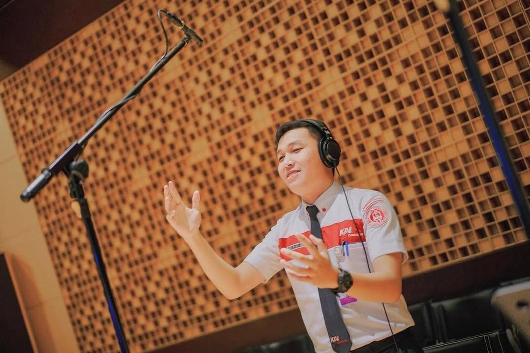 PT Kereta Commuter Indonesia — Announcer
